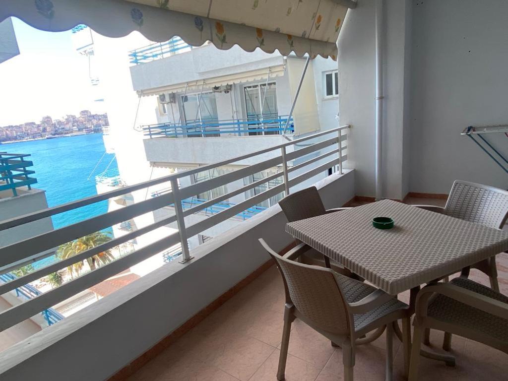 Cava Apartments Sarande Room photo