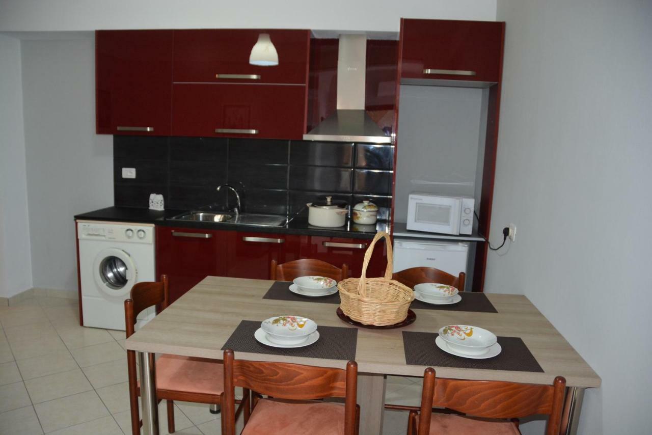 Cava Apartments Sarande Exterior photo